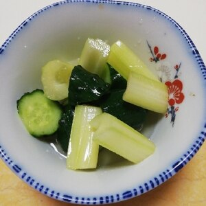 箸休め小鉢★胡瓜とセロリの甘酢漬け☆